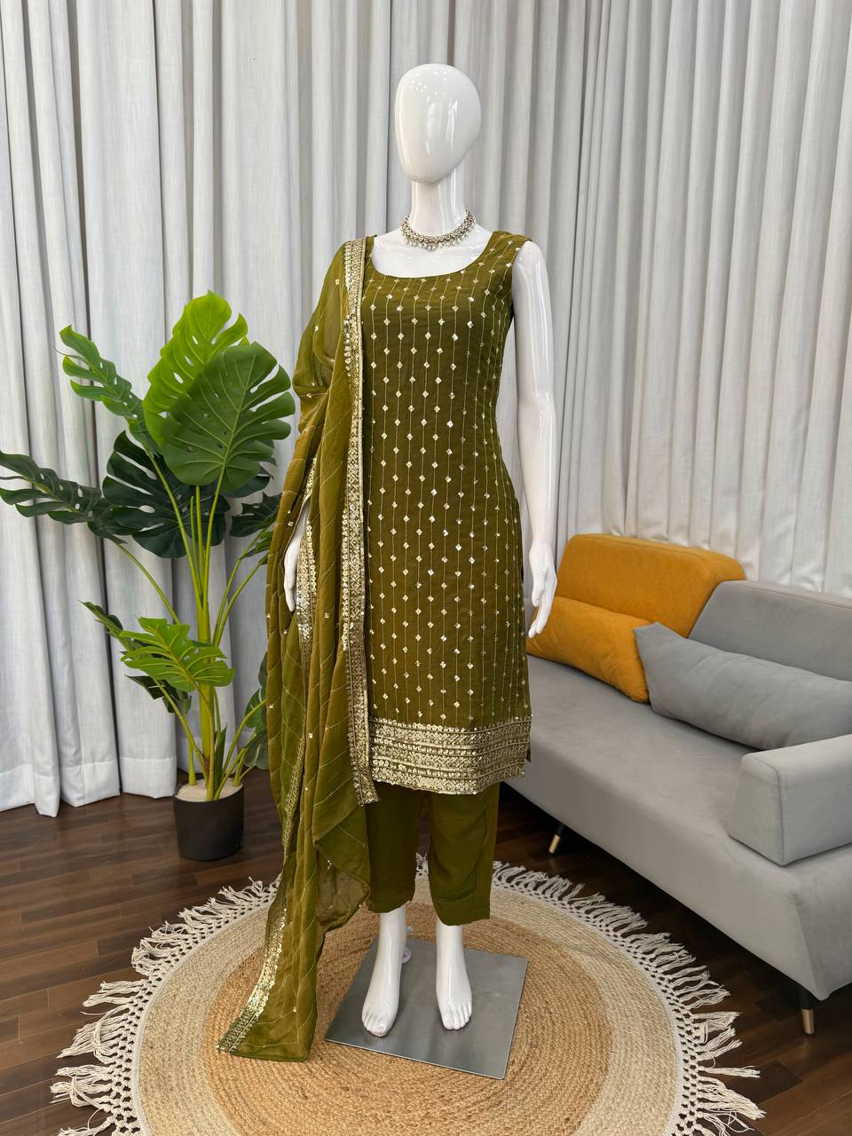 Designer Fendy silk Suit set