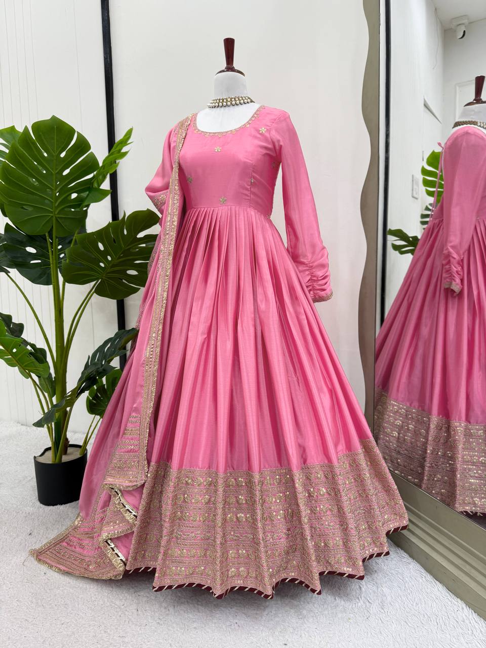 TRENDING BEAUTIFUL CHINON SALWAR SUIT